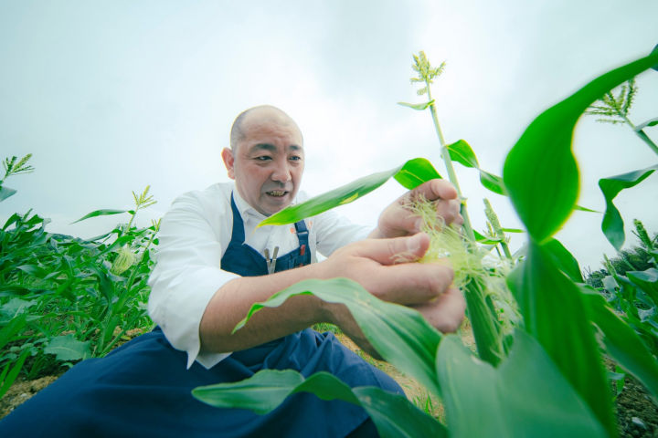 伏木暢顕シェフ直伝！親子で楽しめる「究極のおにぎりと味噌汁作り教室」開催｜淡路島イベント