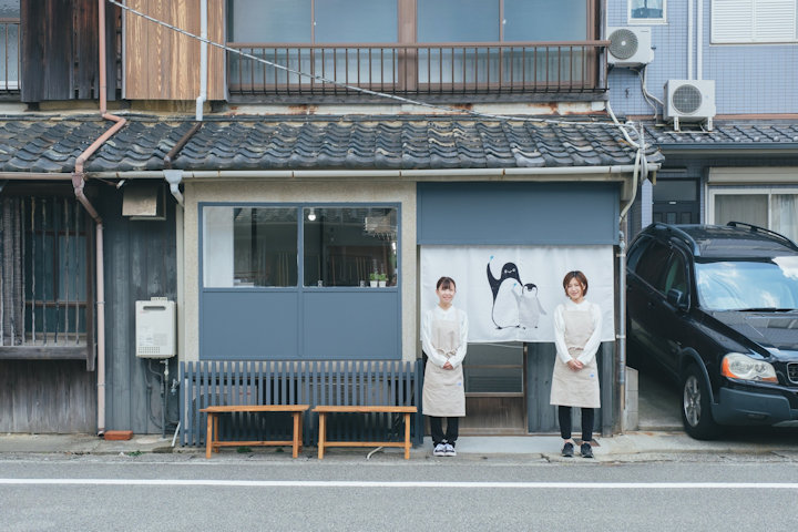 ペンギンが目印のあわじ島アイスクリーム